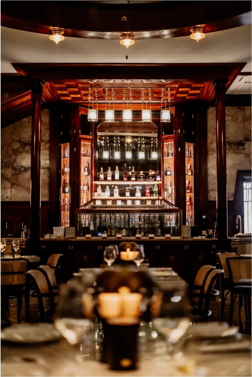 Fine dining restaurant bar and candlelit table